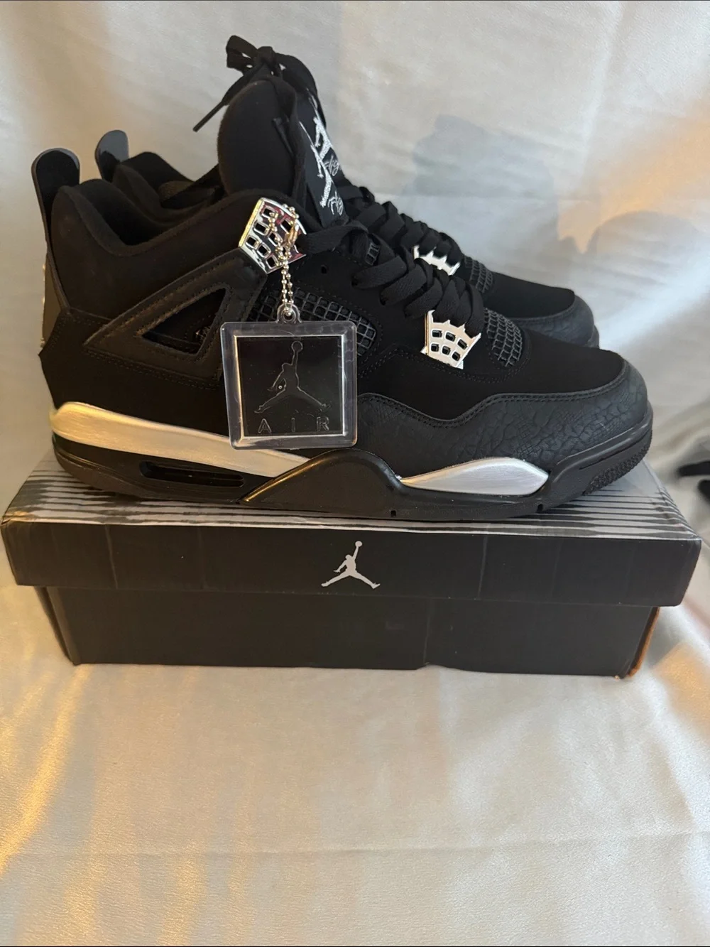 New! Air Jordan 4 Retro 